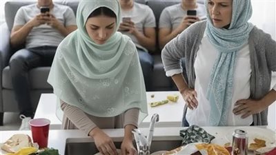 حماتي ظنتني خادمتها… فغادرت بصمت، وبعدها انهار كل شيء