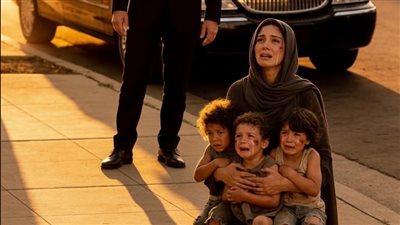 الرجل الثري يلتقي بحبه الضائع… والأطفال الأربعة يغيرون حياته إلى الأبد